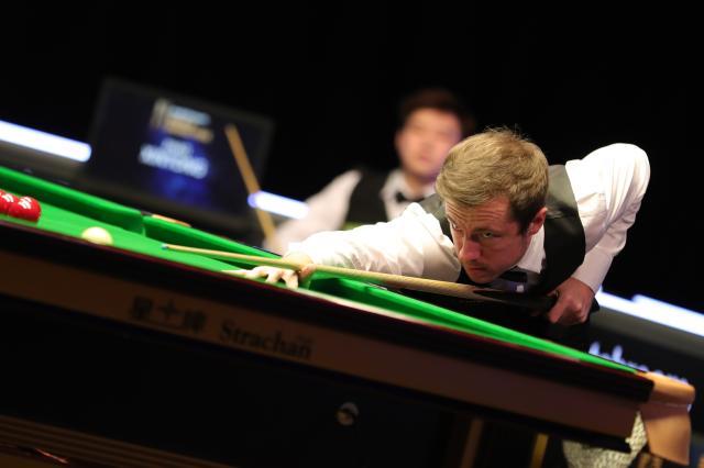 孙颖莎获胜后日本队员跺脚尖叫