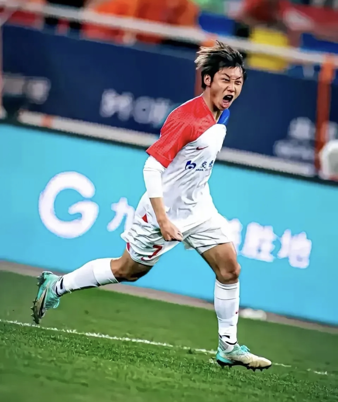 澳门队外援发挥出色，为球队贡献(澳门队外援发挥出色,为球队贡献的是谁)