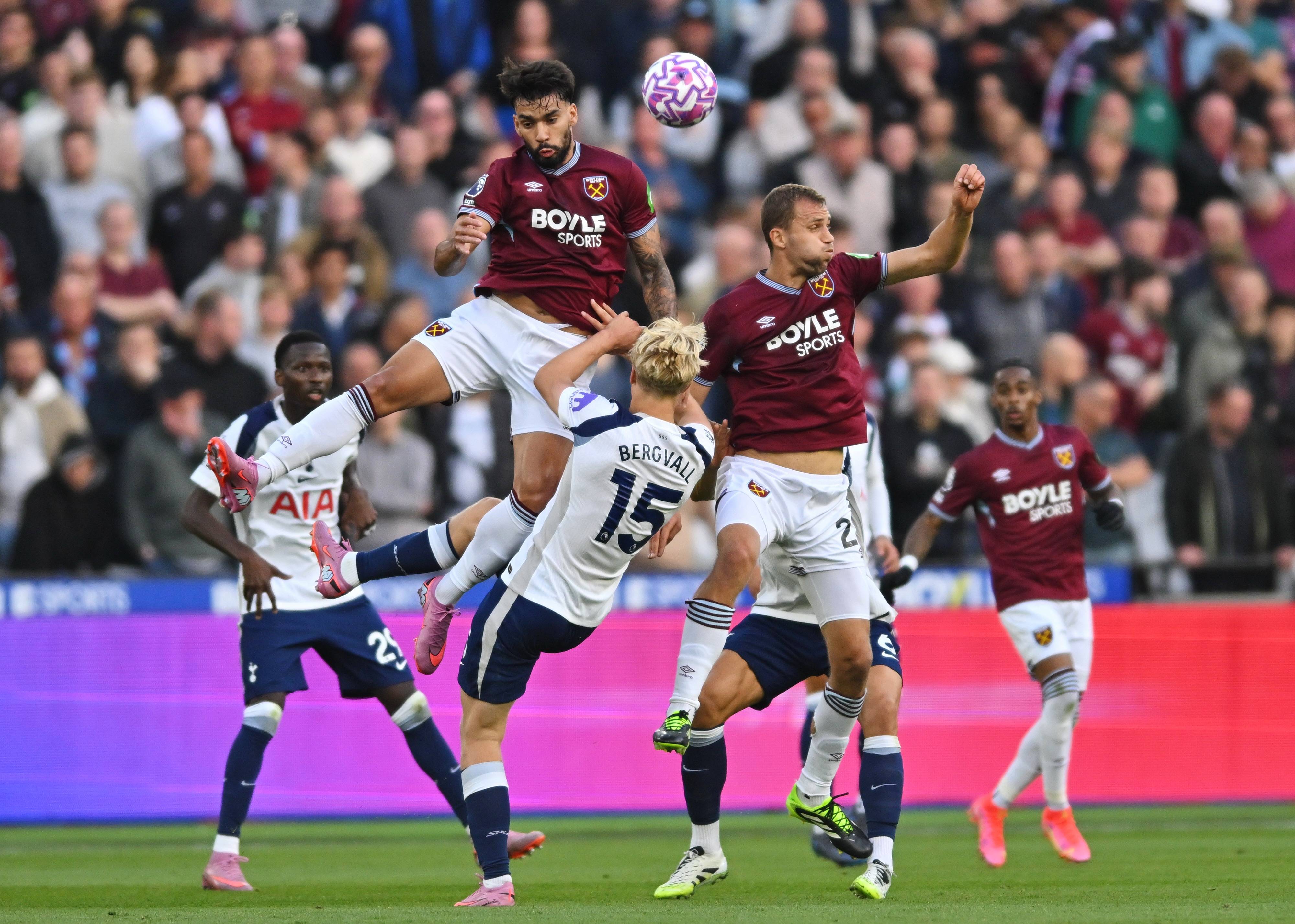 西汉姆联客场力克对手,大获全胜 西汉姆联客场力克对手,大获全胜