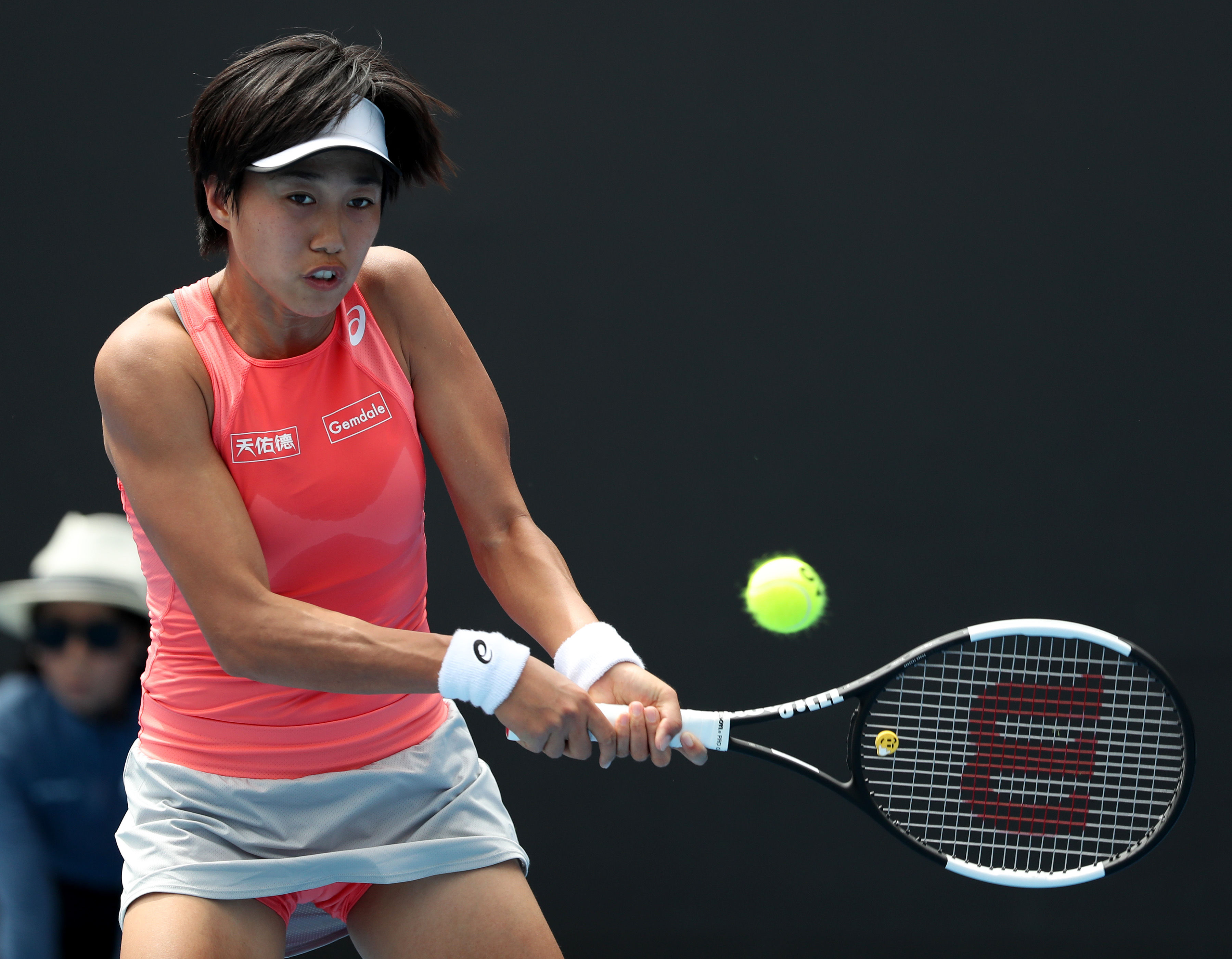 米乐官网-国民主场告捷，略伦斯投射手感火热难抵抗