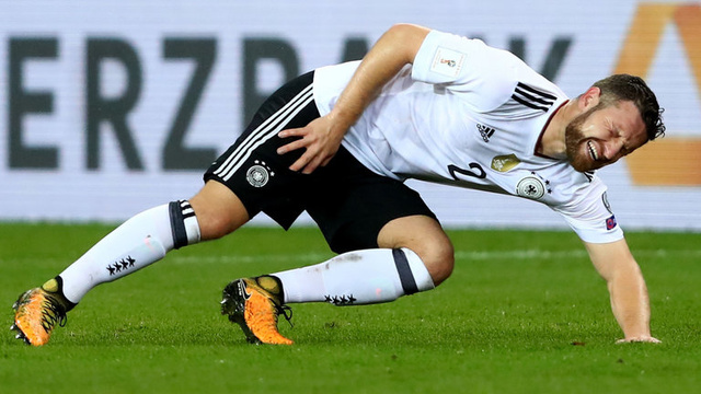 危急时刻，挑战着球队的生死较量的简单介绍