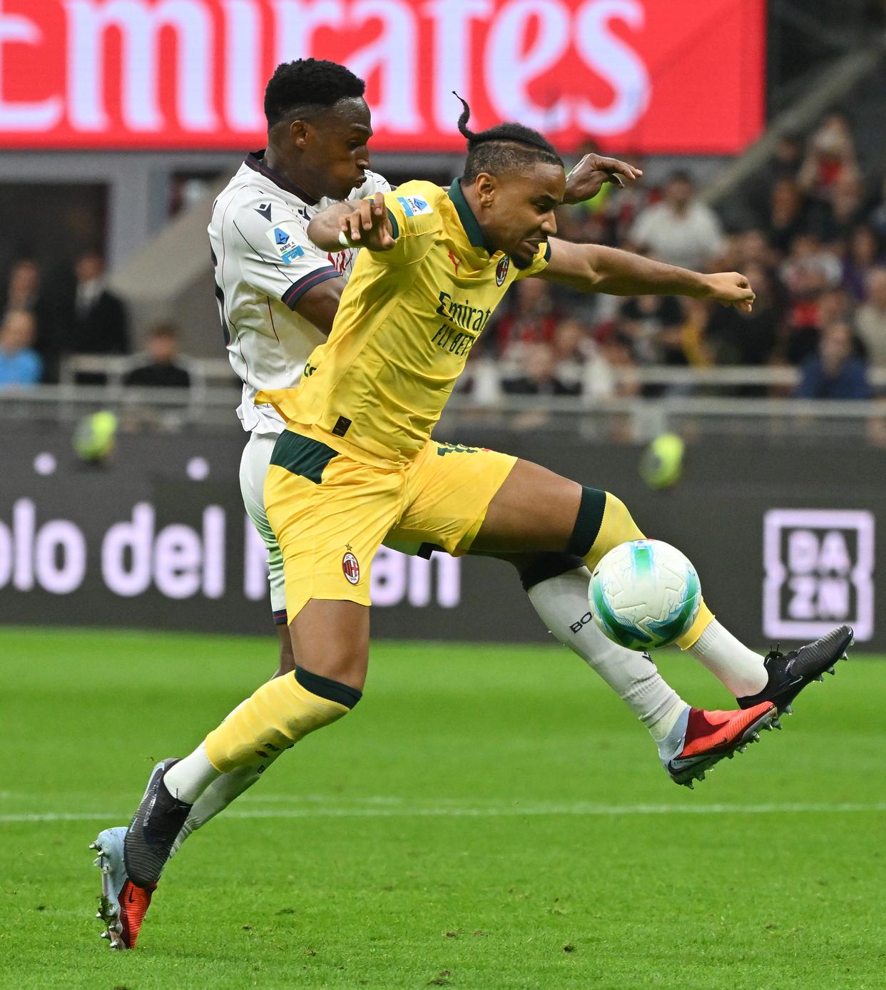 米乐官网-AC米兰主场战平桑普多利亚，积分略有增加(落后榜首5分!米兰主场战平桑普 基本告别意甲争冠)